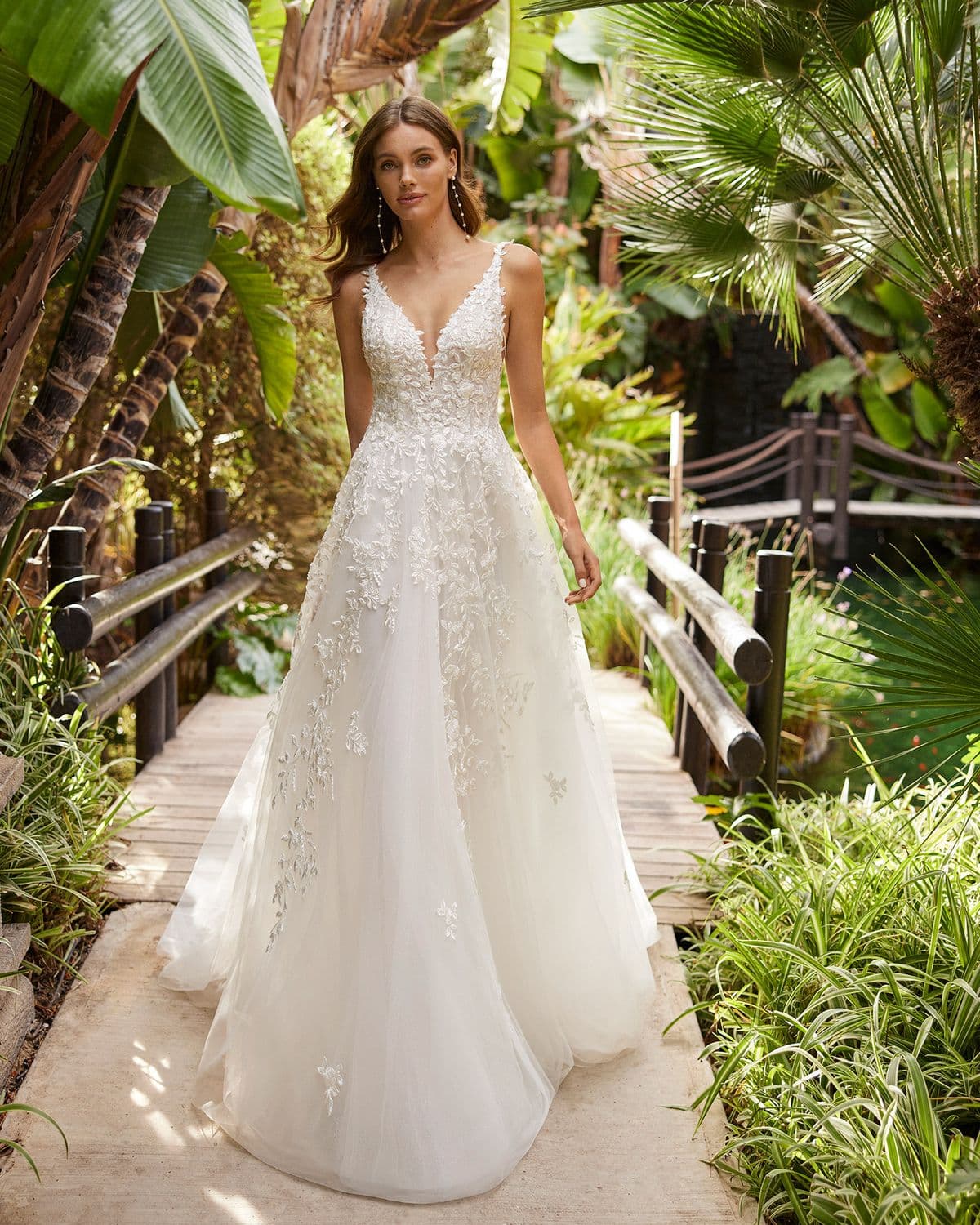Adriana Alier collection