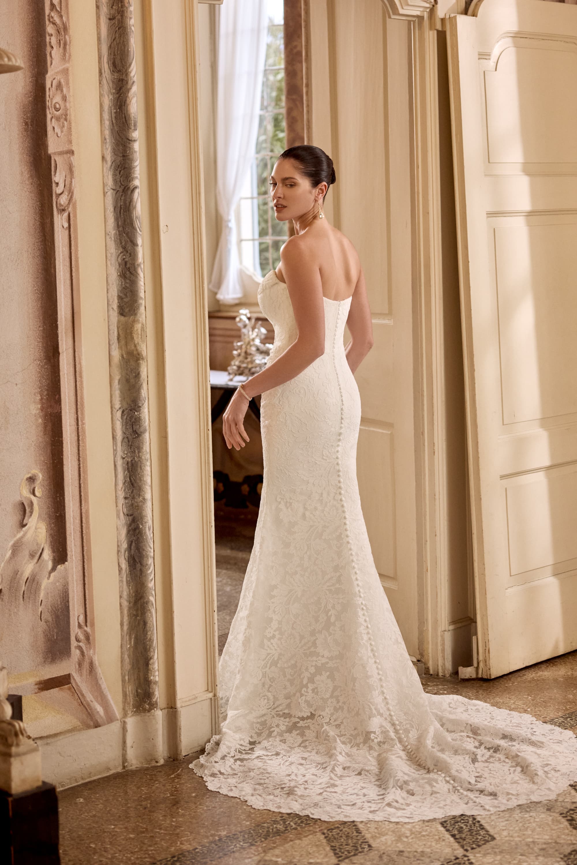 Editorial bridal portrait